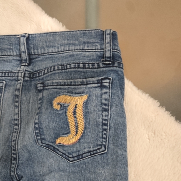 Juicy Couture Denim - Juicy Couture Blue Jeans with Gold Embroidery